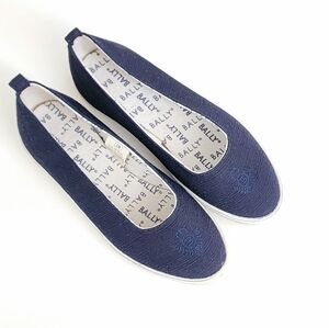 6M Bally Navy Loafers